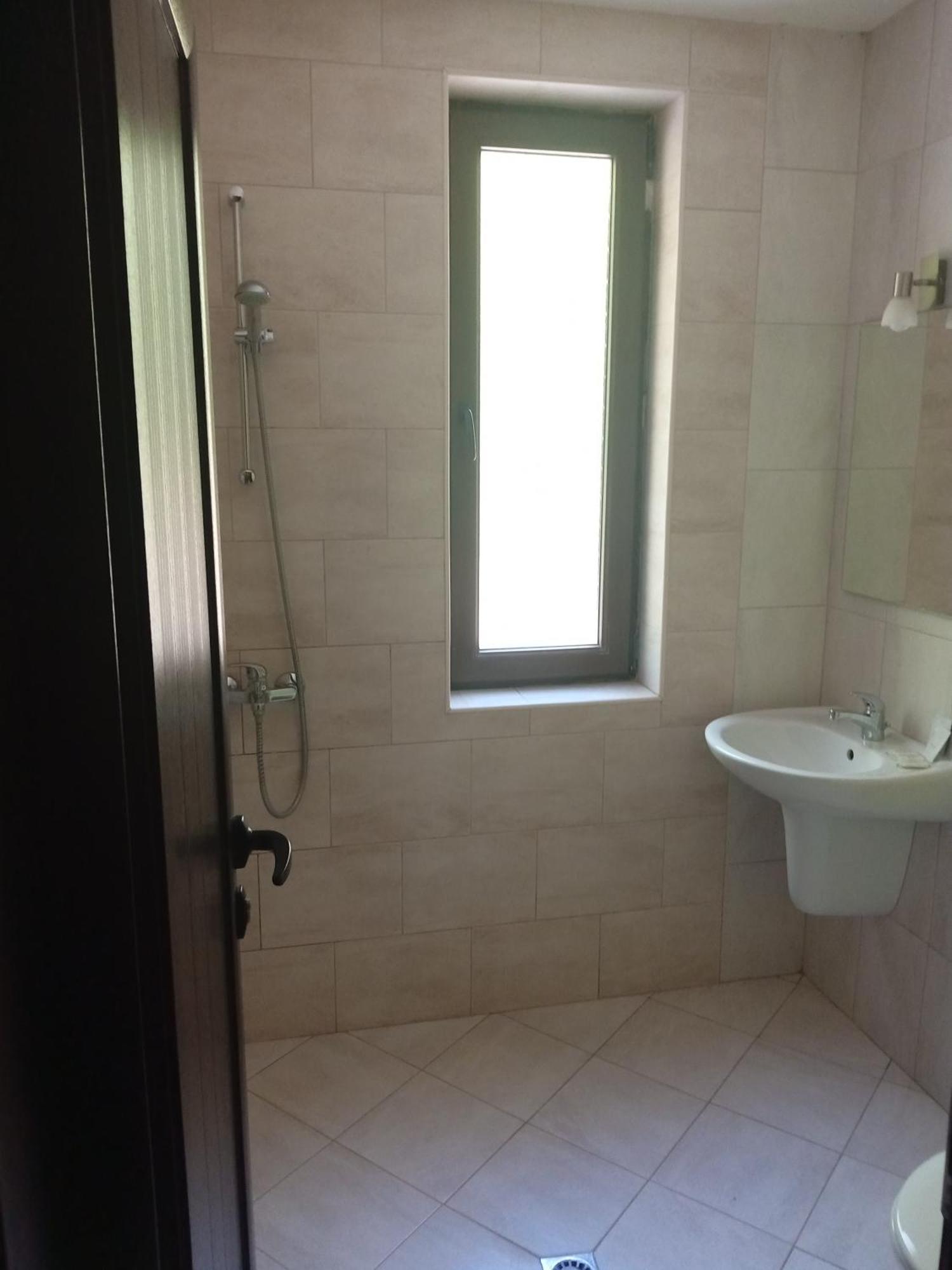 Park Hotel Stratesh Lovech Room photo